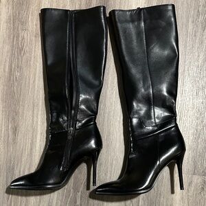 Elegant Black Knee-High Women's Boots